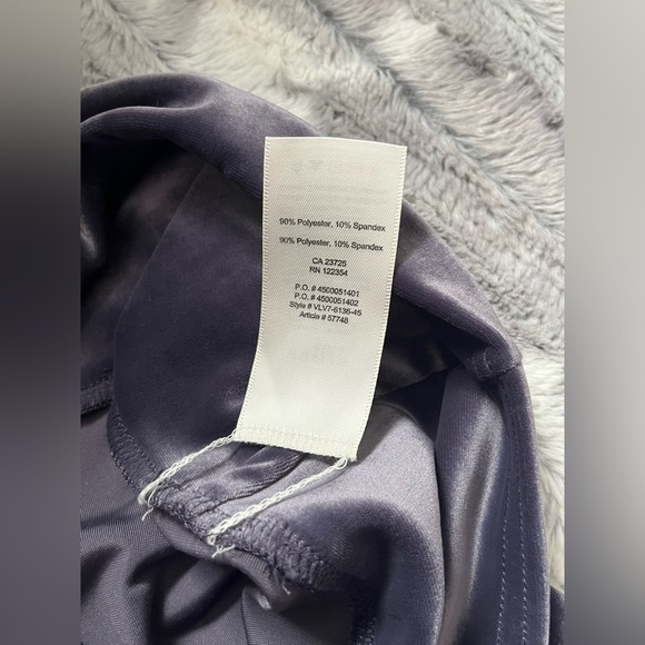 Wilfred Free Aritzia Daria Velvet legging Size Small - Picture 9 of 10